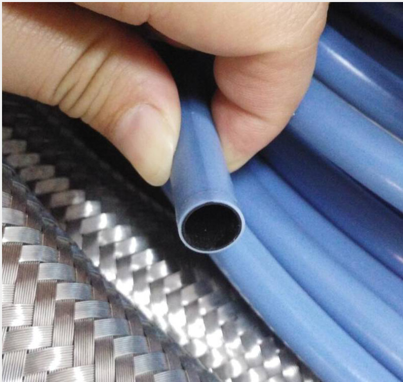 Yüksek basınçlı PTFE hortumu taşımacılık ve mobil hidrolik için paslanmaz çelik katmanı ile